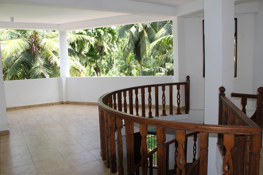 Hotel Neptune Bay Unawatuna Beach Exterior foto
